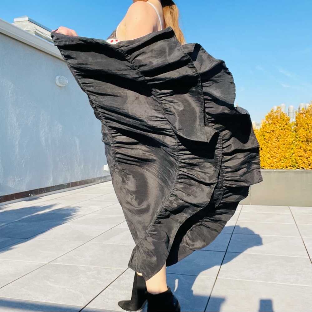 DIALOGUE 100% Silk Layered Tiered Elastic Waistband Maxi Black Full Circle Skirt - Picture 17 of 17